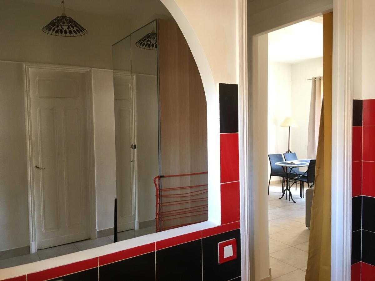 Pres De La Plage Ensoleille Apartment Juan-les-Pins Exterior photo